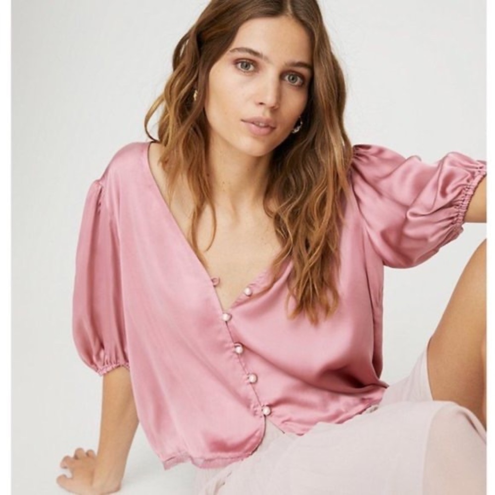 {Aritzia} Bria Silk Blouse with Buttons